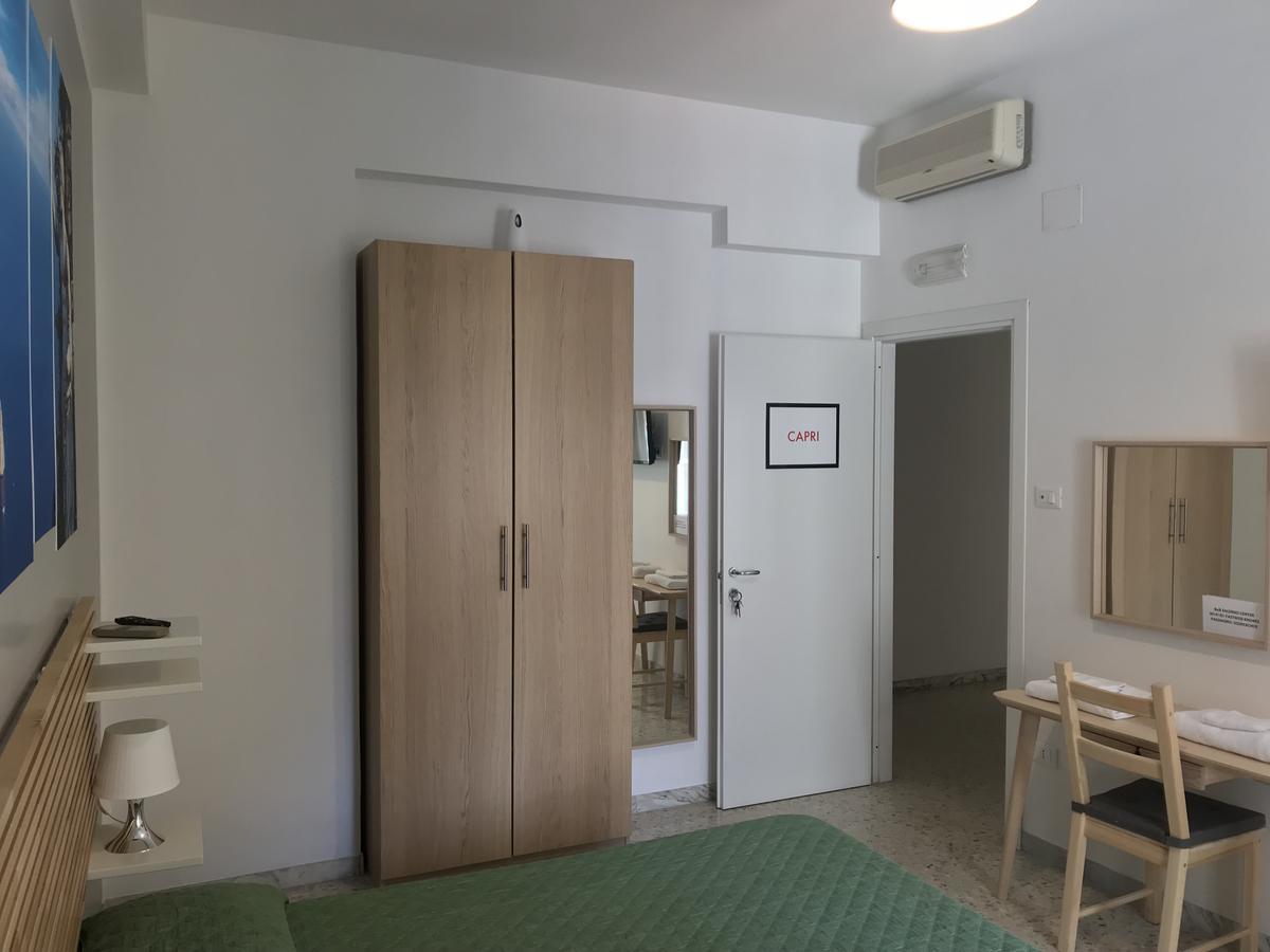 B&B Salerno Center Luaran gambar