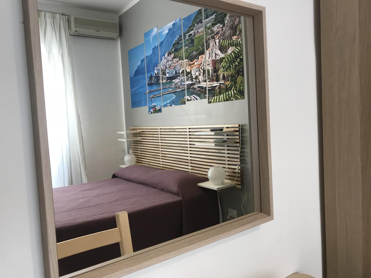 B&B Salerno Center Luaran gambar