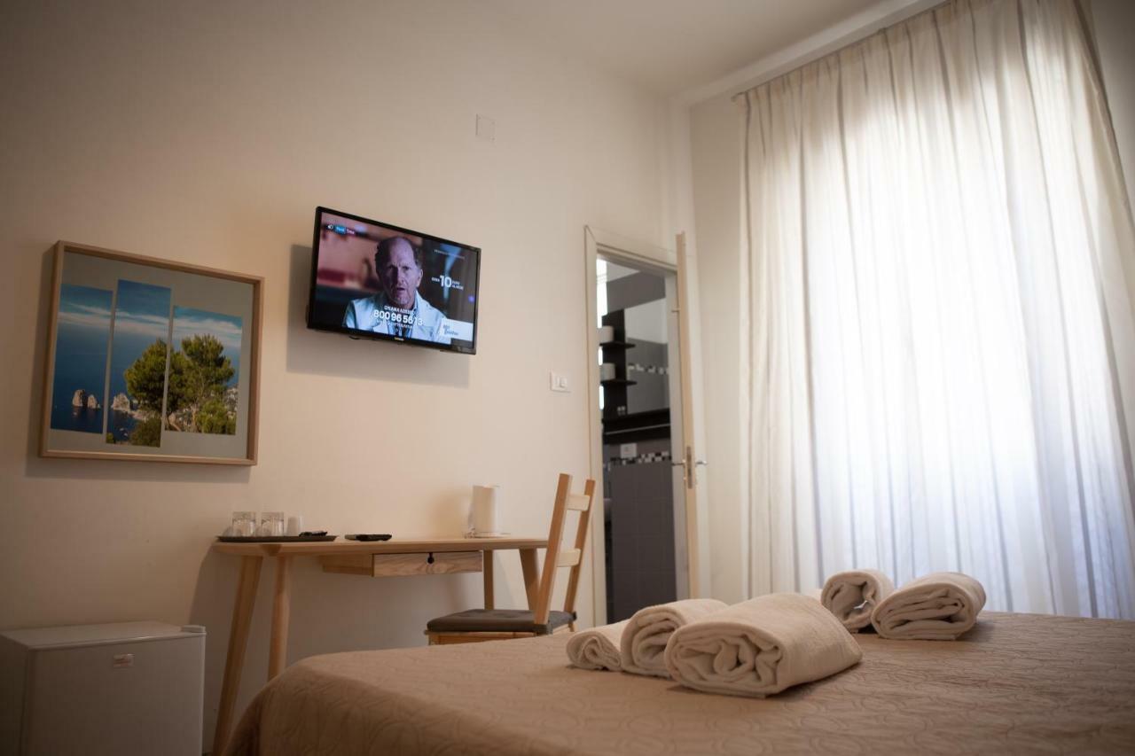 B&B Salerno Center Luaran gambar
