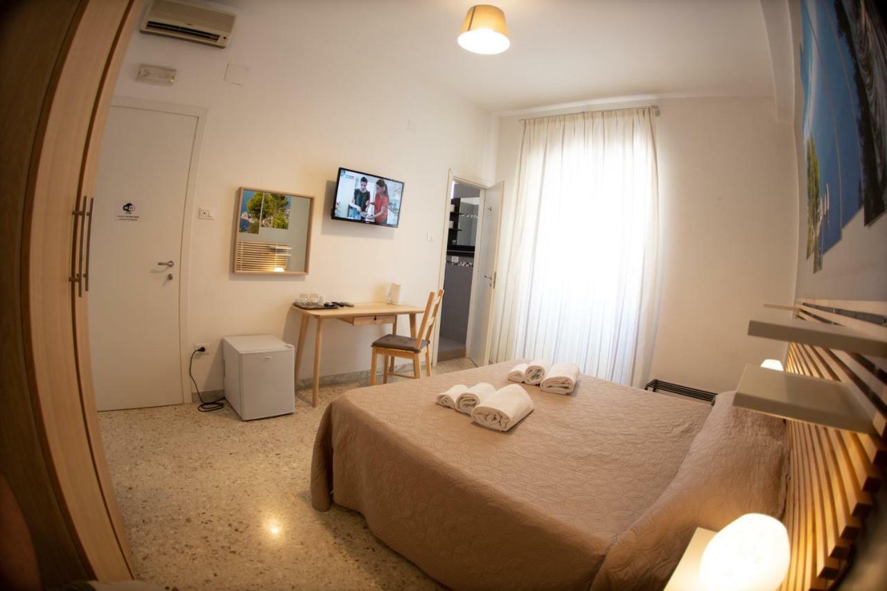 B&B Salerno Center Luaran gambar